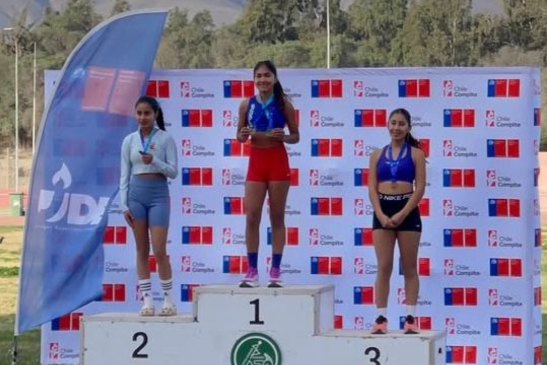 /tres-promesas-del-atletismo-copiapino-brillan-en-los-juegos-deportivos