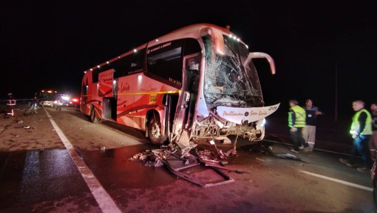/grave-accidente-en-la-ruta-1-de-mejillones-deja-cinco-personas-fallecidas