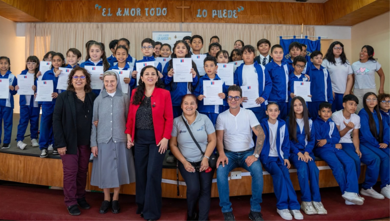 /mas-de-11-mil-estudiantes-lograron-100-de-asistencia-en-la-region-de