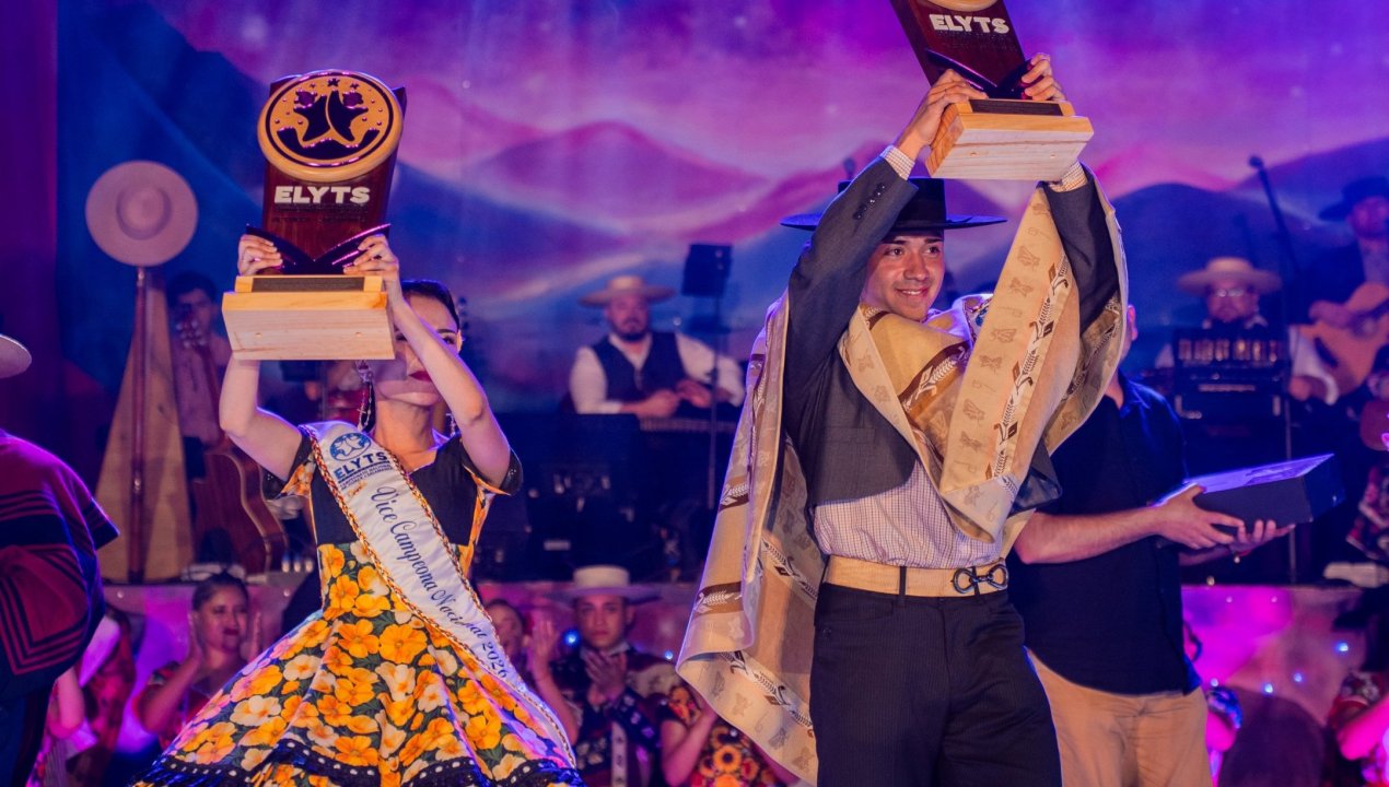 /pareja-de-punta-arenas-se-corona-vicecampeona-nacional-en-el-xii-campeonato