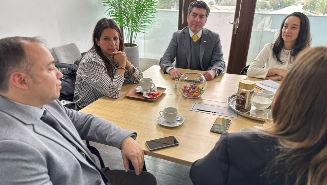 /autoridades-analizan-alternativas-y-avanzar-en-soluciones-de-transito-para