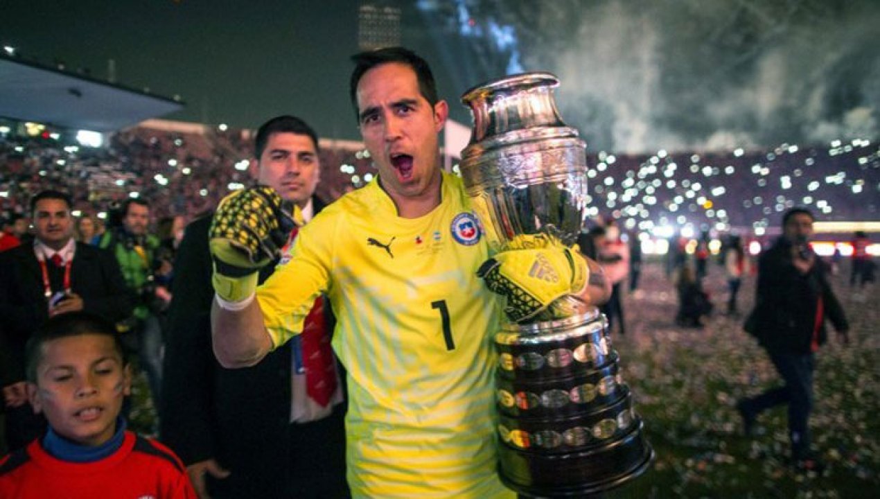 /deportes/futbol-chileno/claudio-bravo/gracias-capitan-america-claudio-bravo-cuelga-los-guantes-y-se-retira-del