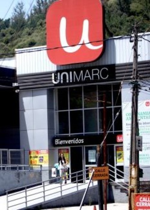 Corte confirma condena a Unimarc: deberá pagar $10 millones por caída de clienta en escalera mecánica