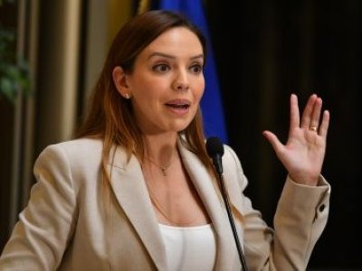 Camila Flores evaluaría renunciar a RN tras malos resultados electorales