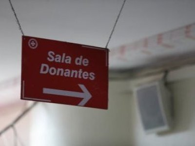 Hospitales del país refuerzan campañas de donación de sangre en Navidad y fin de año