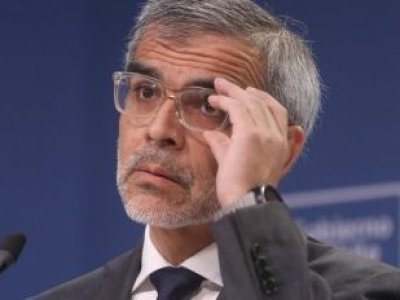 Luis Cordero entrega nuevo balance por incendios en Biobío y Ñuble: 19 fallecidos y más de 1.500 damnificados