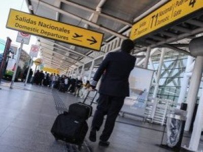 Histórico acuerdo aéreo permitirá más vuelos entre Chile y Perú