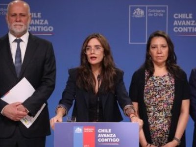 Ministra Vallejo defendió bono presidencial y respaldó al ministro Muñoz, sancionado por EE.UU.