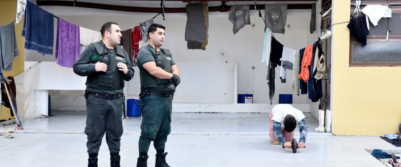 Subsecretario de Justicia insiste en que reforma que transforma Gendarmería no cambia los derechos de funcionarios