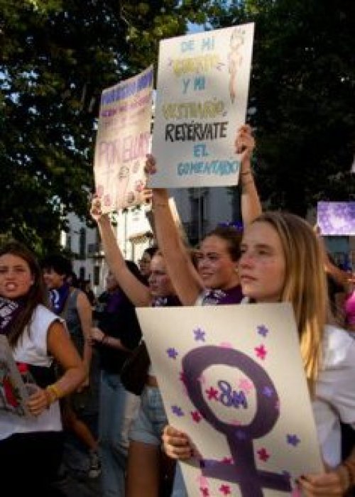 Conmemoración 8M: Pese a avances brechas continúan marcando la agenda