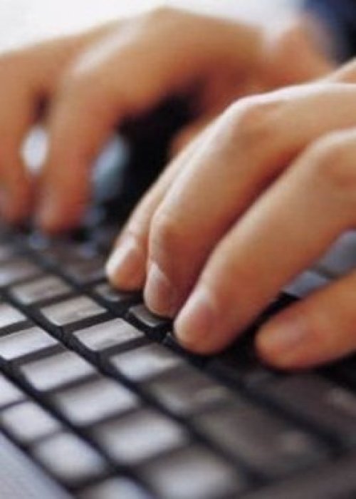 Google advierte que grupo de ciberespionaje vinculado a China estaría operando en Chile