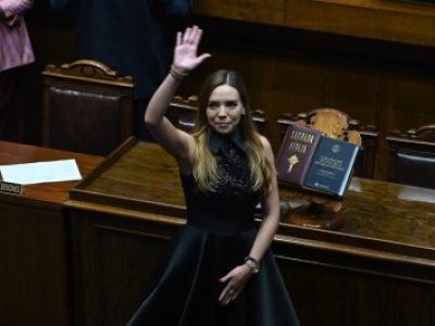 La PDI y la Fiscalía ingresaron al Senado por una investigación contra la senadora Camila Flores por presunto fraude al fisco