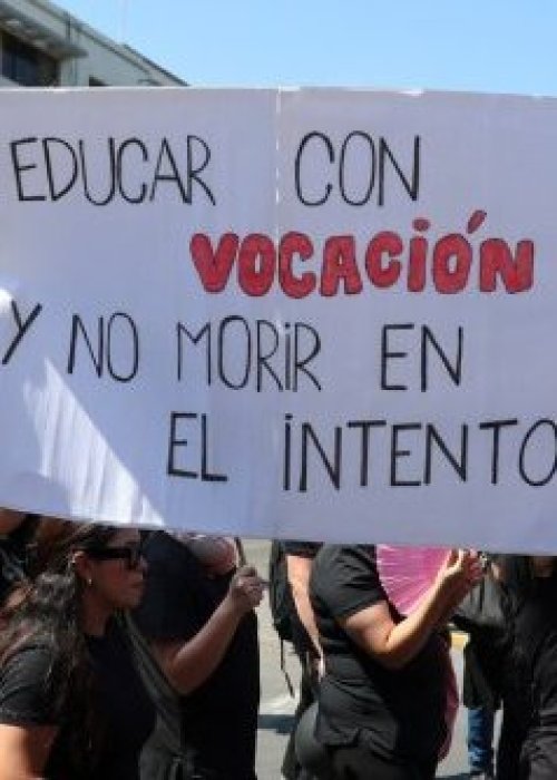 Colegio de Profesores cuestiona ley Escuelas Protegidas y pide abordar causas de la violencia escolar