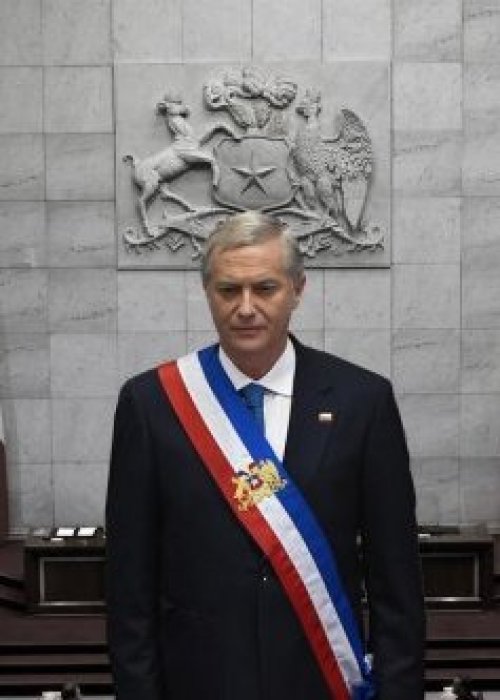 Histórico balance de Cadem: Cuenta Pública del Presidente Kast registra el nivel de aprobación más bajo en 16 años