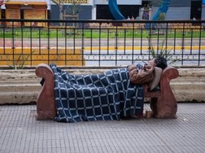 Refuerzan llamado a reportar personas en situación de calle ante bajas temperaturas
