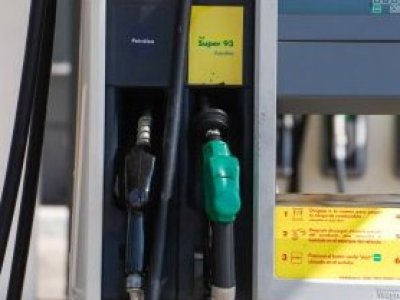 ENAP confirmó baja en precio de los combustibles