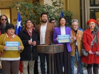 Señalización acústica en el transporte público: Proyecto busca entregar autonomía de personas con discapacidad visual