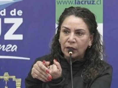 Alcaldesa de La Cruz genera polémica al comparar filtración de telefonazo con un abuso sexual infantil