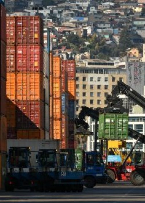 Funcionarios de Aduanas en alerta reforma de seguridad: temen potencial autonomía de uniformados