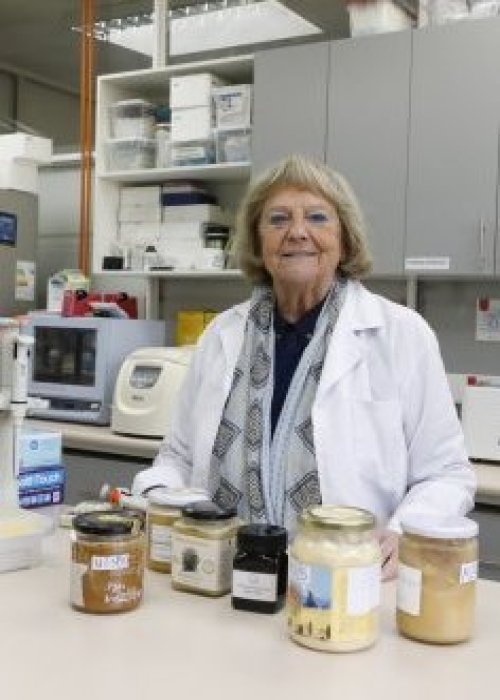 Gloria Montenegro primera mujer en ganar Premio Nacional de Ciencias Aplicadas
