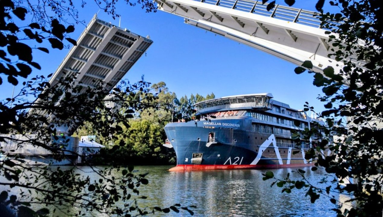 /regionales/antartica-chilena/un-crucero-hibrido-construido-en-valdivia-comenzo-operaciones-hacia-la